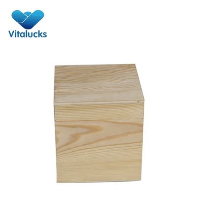 Gepersonaliseerde kleine vierkante geschenk houten doos gemaakt van massief hout voor milieuvoordelen