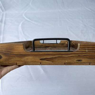 Op maat gemaakte ontwerpen aanvaard Rustieke rechthoekige houten bedieningsbak met metalen handgrepen