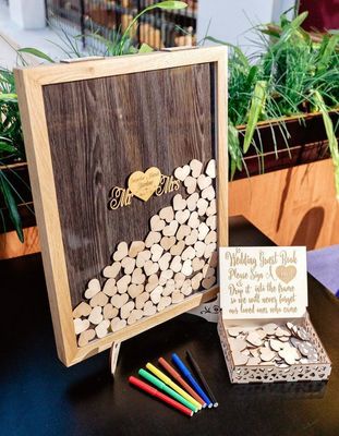 Alternatieve rustieke bruiloft decoratie gelakt houten harten gastenboek voor maat