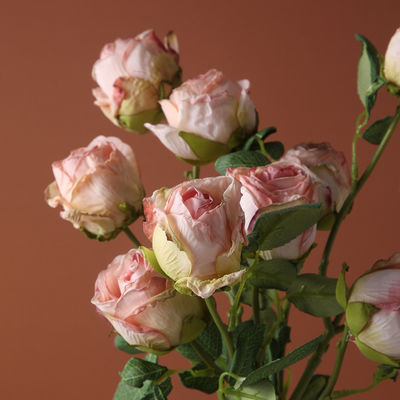 Gepersonaliseerde kunstmatige zijde rozen bloemen decoratie voor alle festivals en feesten