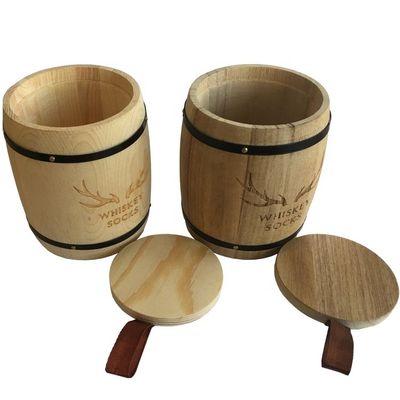 Natuurlijke houten vat handwerk decoratie met aangepast logo Acceptabel en cadeau