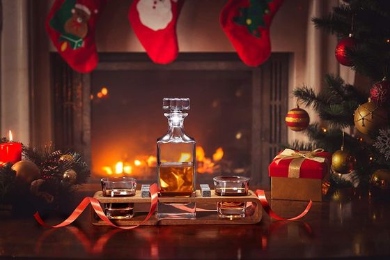 Aangepaste Whisky Decanter Set met houten stand en koelstenen voor feesten