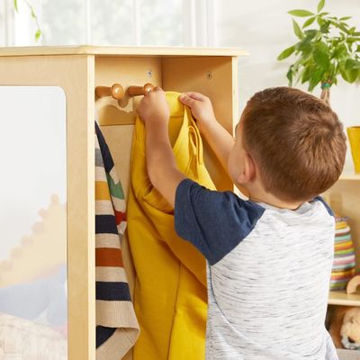 Kinders Pretend Play Rotating Dress Up Storage met 2 spiegels en haakjes in modern ontwerp