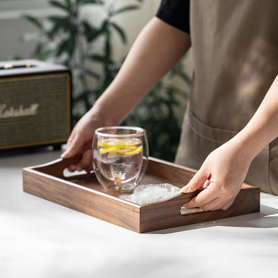 Gepersonaliseerd logo Acceptabel Handgemaakte eind walnoot hout bedieningsbak met handvaten