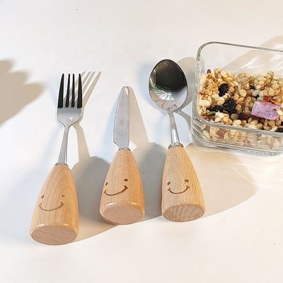 Eenvoudige stijl aangepast logo bamboe baby borden set met vork en lepel