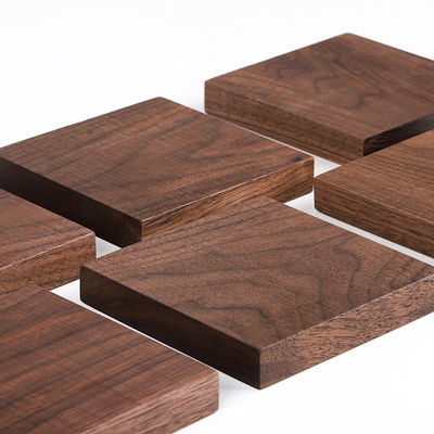 Custom Logo Acceptabele Walnut Cherry Houten Achterhoek voor milieuvriendelijke minimalistische ontwerpstijl