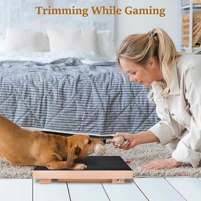 Gelakt houten hondenkrassen met afneembaar deksel en traktatie doos voor nageltrimmen