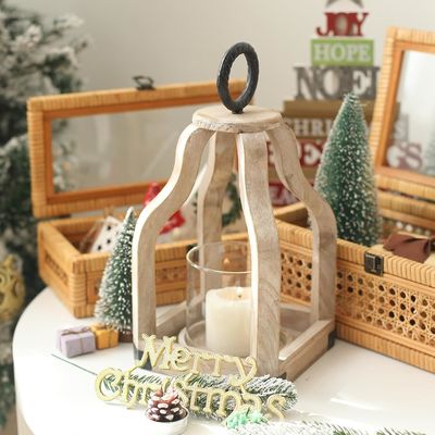 Houten kaarslamp met glazen kaarshouder