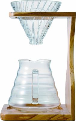 Ruimtebesparende en functionele olijfhouten druppelbak voor handgemaakte brouwerij