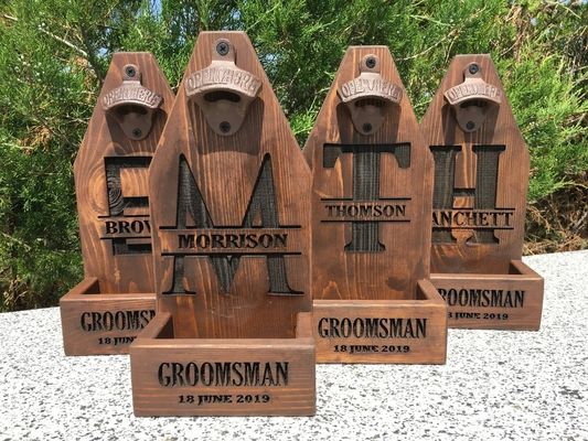 Gepersonaliseerde Houten Wand Montage Bier Fles Opener Voor Bruiloft Bruidegom Gift