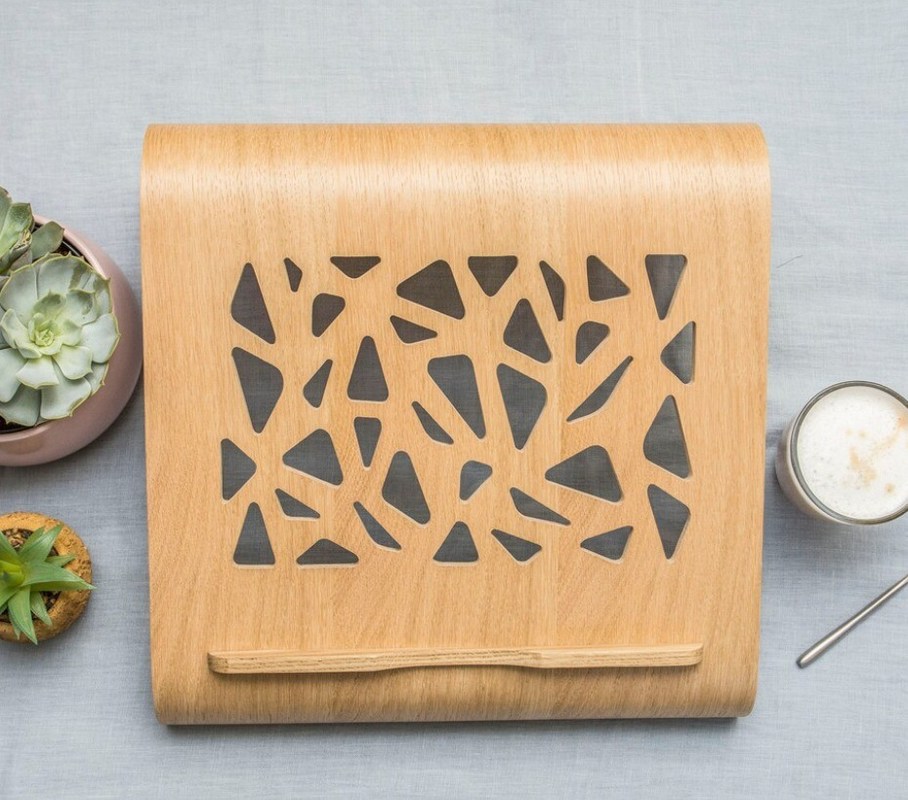 Functionele houten laptopstaand Ruimtebesparend Koeling Ventilatie Computer Desk Lifter