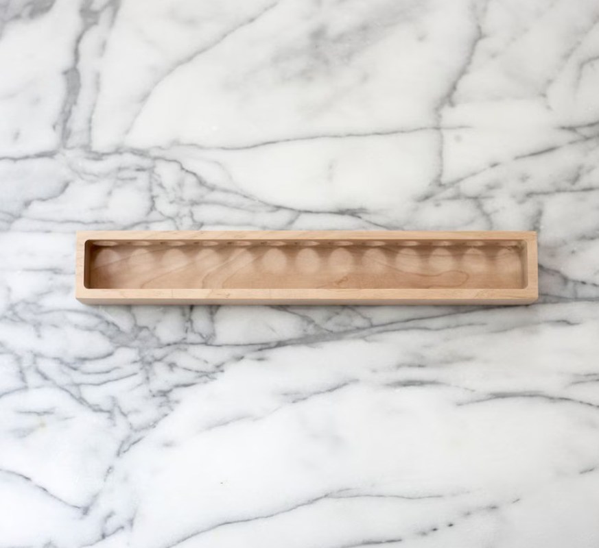 Gepersonaliseerd logoontwerp Wand gemonteerd massief berkkas met multifunctioneel ontwerp