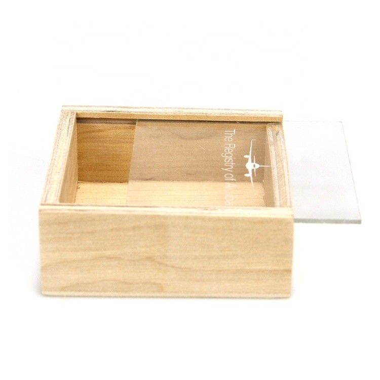 Gepersonaliseerd logo-branding Acceptabele houten opslagdoos met schuifdeksel 10x10x3.8cm